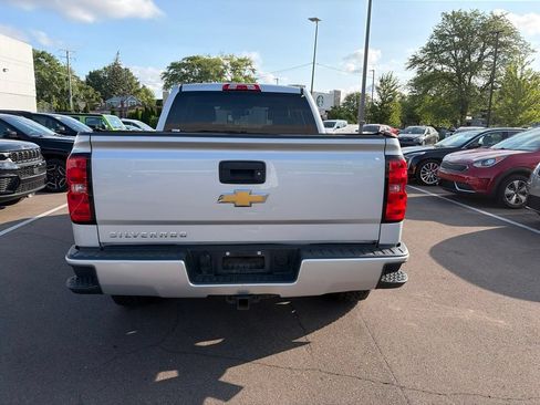 Used 2018 Chevrolet Silverado 1500 Custom w/ Custom Value Package AWD/4WD image 6