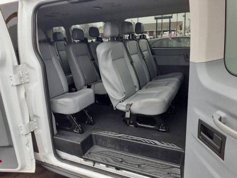 Used 2016 Ford Transit 350 XL image 15