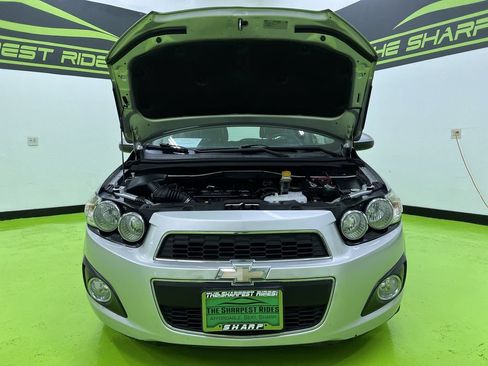 Used 2015 Chevrolet Sonic LTZ FWD image 4