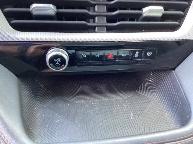 Used 2025 Ford Explorer Active AWD/4WD image 31