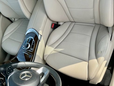 Used 2017 Mercedes-Benz GLC 300 image 39