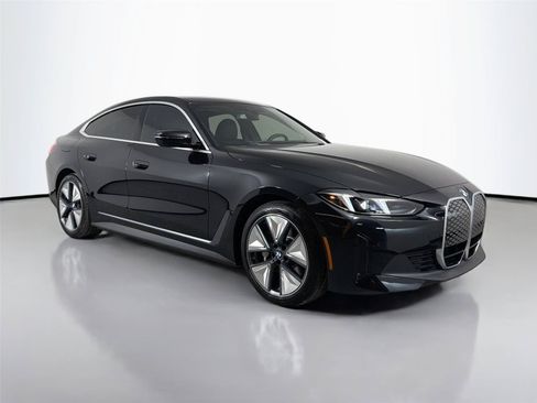 New 2026 BMW i4 xDrive40i AWD/4WD image 5