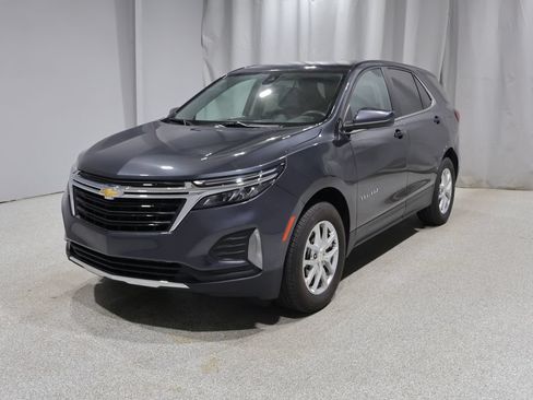Used 2023 Chevrolet Equinox LT AWD/4WD image 6