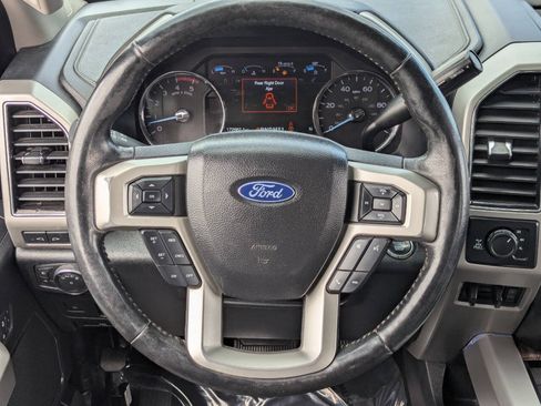 Used 2019 Ford F250 Lariat w/ Lariat Ultimate Package AWD/4WD image 19