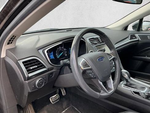 Used 2015 Ford Fusion Titanium image 7