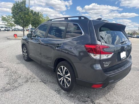 Certified 2023 Subaru Forester Limited AWD/4WD image 9