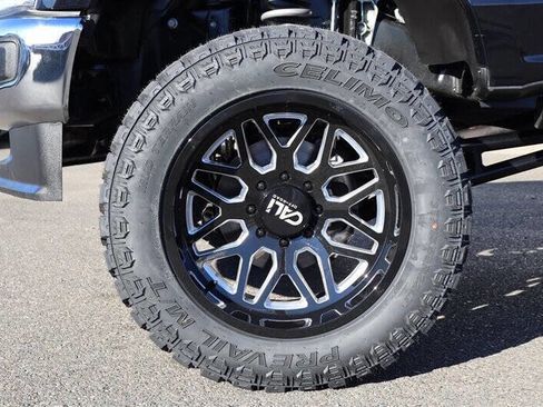 Used 2024 Ford F350 Lariat w/ Lariat Ultimate Package image 10