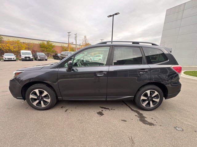 Used 2017 Subaru Forester 2.5i Premium w/ All-Weather Package AWD/4WD image 8