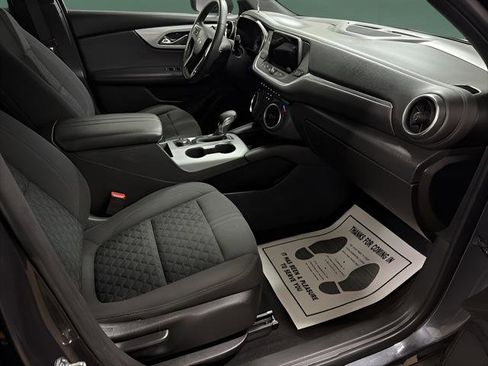 Used 2021 Chevrolet Blazer LT w/ Midnight/Sport Edition FWD image 15