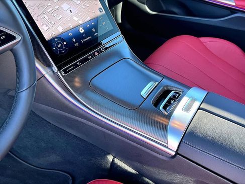 Certified 2024 Mercedes-Benz CLE 300 4MATIC Cabriolet image 16