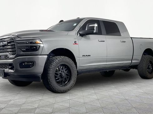 Used 2026 RAM 2500 Laramie AWD/4WD image 1