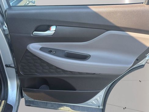 Used 2020 Hyundai Santa Fe SE AWD/4WD image 18