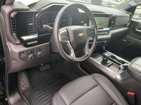 Used 2024 Chevrolet Silverado 1500 LTZ w/ Technology Package AWD/4WD image 16