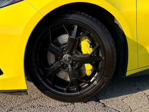 Used 2021 Chevrolet Corvette Stingray Premium Conv w/ Z51 Performance Package RWD image 41