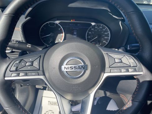 Used 2022 Nissan Altima 2.0 SR FWD image 10