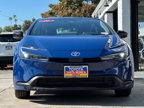 Used 2024 Toyota Prius LE image 9