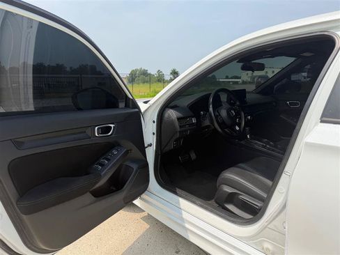 Used 2022 Honda Civic Sport image 10