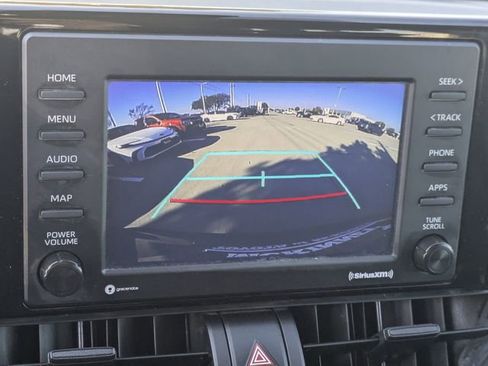 Used 2022 Toyota RAV4 LE image 17