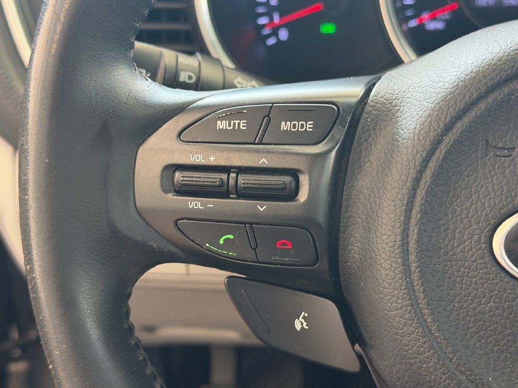 Used 2015 Kia Optima EX FWD image 22