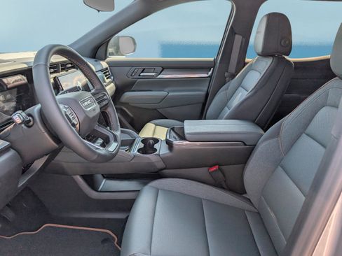 Used 2026 GMC Terrain AT4 image 17