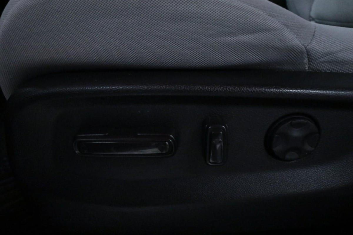Used 2017 Honda CR-V EX image 8