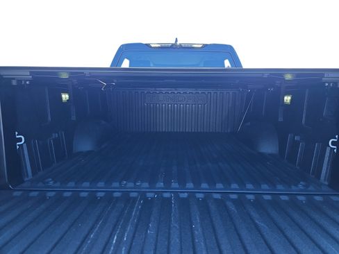 Used 2023 Toyota Tundra Limited AWD/4WD image 27
