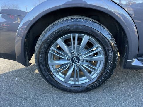 Used 2022 INFINITI QX80 Luxe w/ All-Season Package image 9