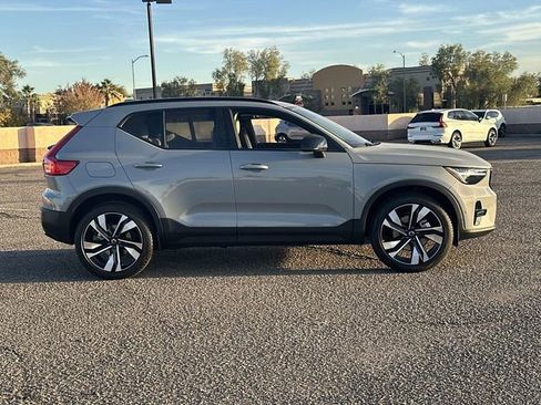 New 2026 Volvo XC40 B5 Ultra w/ Climate Package AWD/4WD image 6