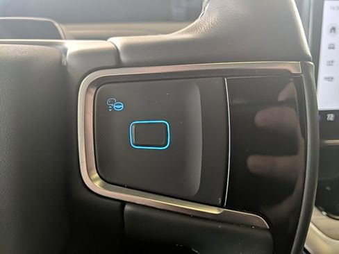 Used 2025 Ford Expedition Max Platinum image 22