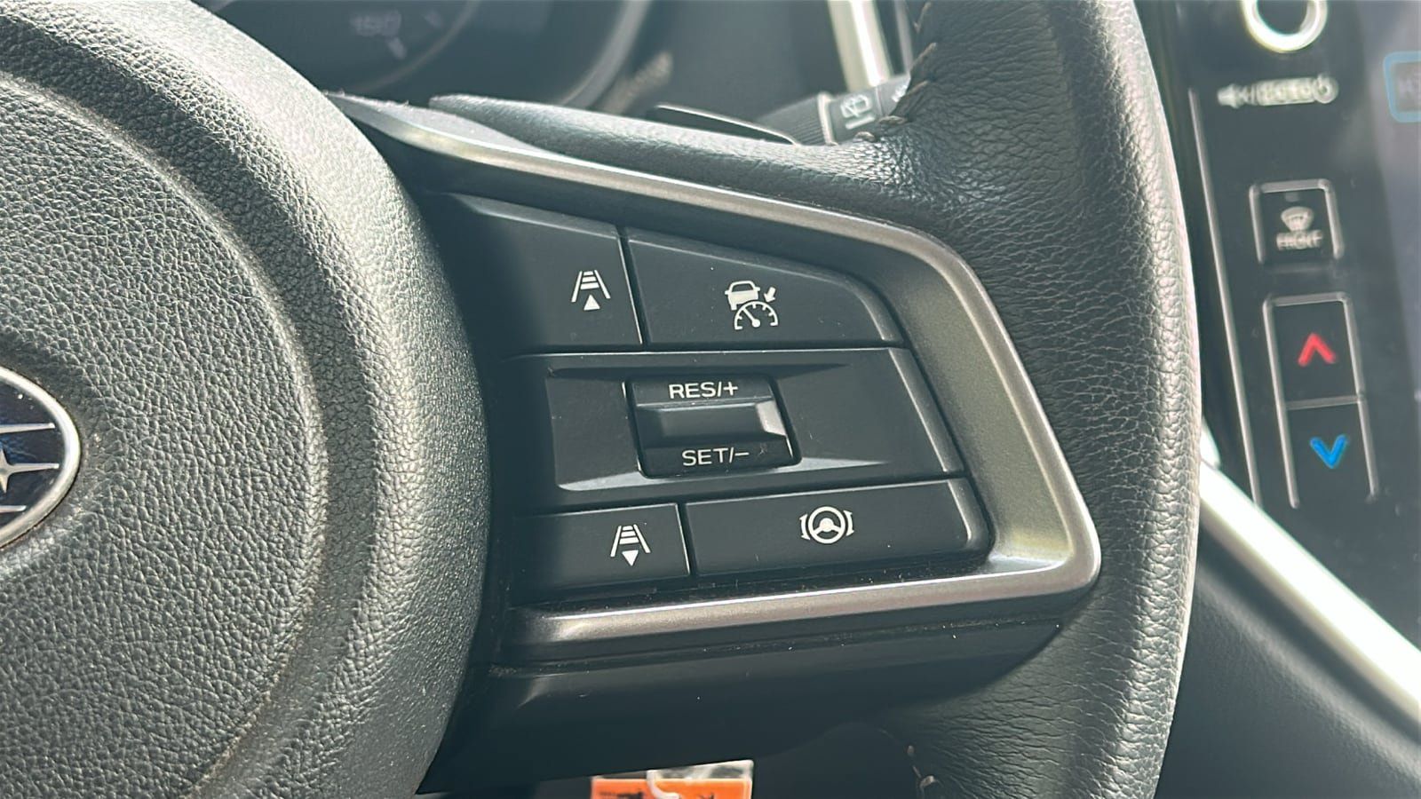 Used 2023 Subaru Ascent Premium AWD/4WD image 19