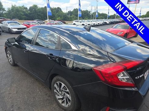 Used 2018 Honda Civic EX image 5