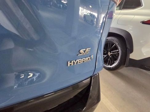 Used 2023 Toyota RAV4 SE w/ SE Grade Weather Package AWD/4WD image 7