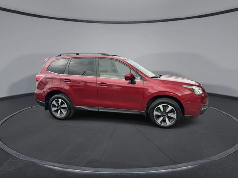 Used 2018 Subaru Forester 2.5i Limited AWD/4WD image 9