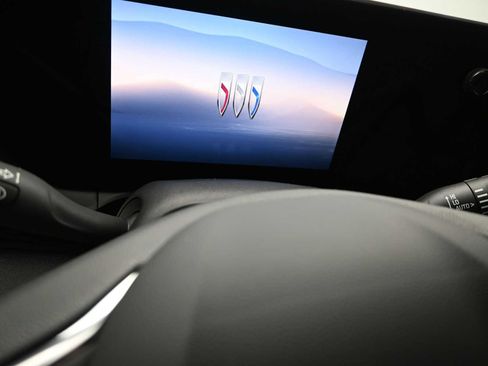 New 2026 Buick Envista Avenir image 12