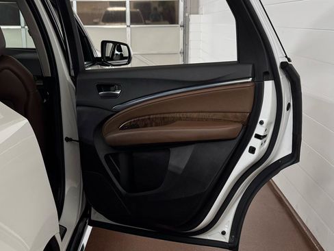 Used 2020 Acura MDX SH-AWD w/ Technology Package image 38