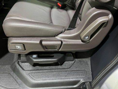 Used 2023 Honda Odyssey Touring image 69