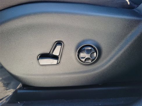 Certified 2020 Jeep Cherokee Trailhawk w/ Comfort/Convenience Group image 20