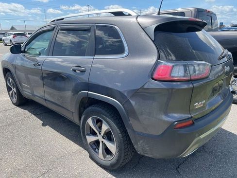 Used 2019 Jeep Cherokee Limited AWD/4WD image 3