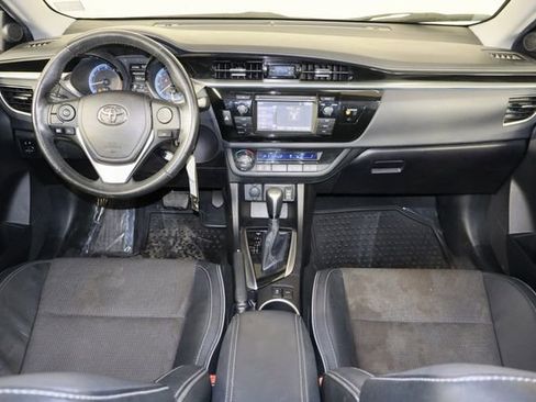 Used 2015 Toyota Corolla S image 14