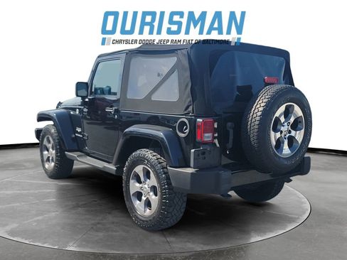 Used 2016 Jeep Wrangler Sahara w/ Connectivity Group AWD/4WD image 4