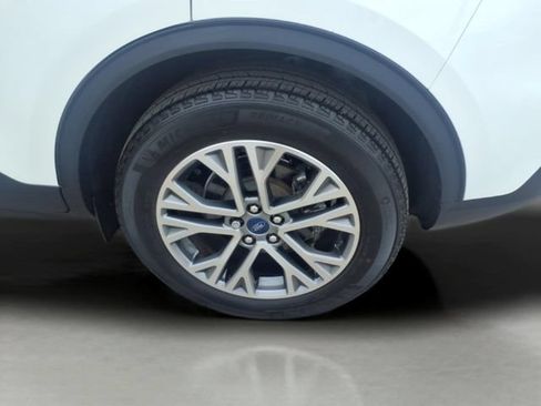 Certified 2022 Ford Escape SEL AWD/4WD image 8