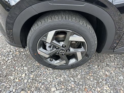 New 2026 Hyundai Venue SEL FWD image 6