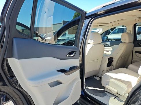 Used 2023 GMC Acadia Denali w/ LPO, Floor Liner Package FWD image 26
