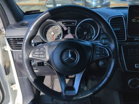 Used 2017 Mercedes-Benz GLS 450 4MATIC image 14