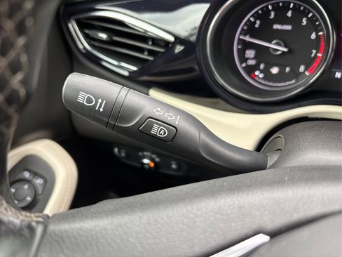 Used 2023 Buick Encore GX Select image 23