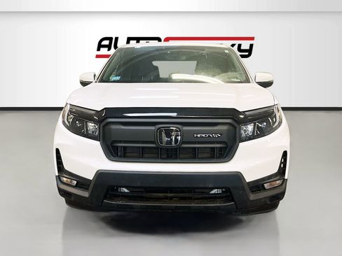 Used 2023 Honda Passport EX-L image 2