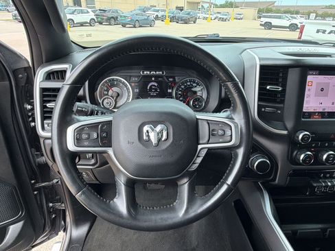 Used 2022 RAM 1500 Big Horn AWD/4WD image 11