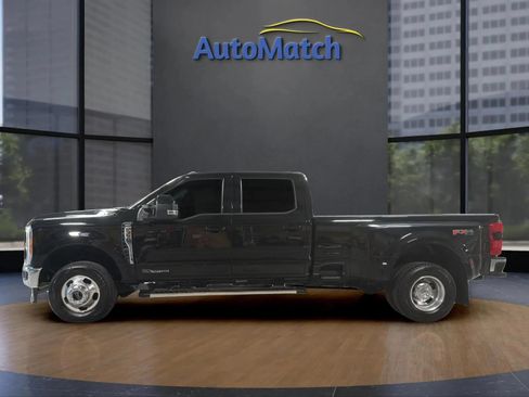 Used 2025 Ford F350 Lariat AWD/4WD image 7