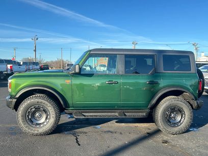 New 2025 Ford Bronco Badlands w/ Sasquatch Package