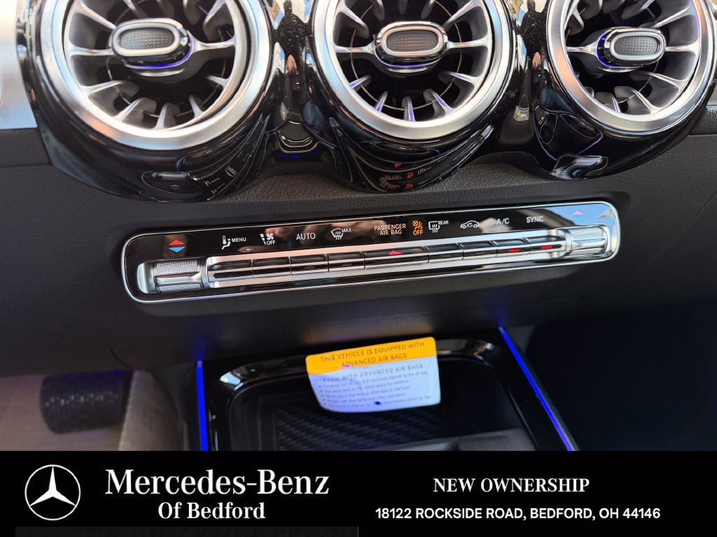 New 2026 Mercedes-Benz GLB 250 4MATIC image 17